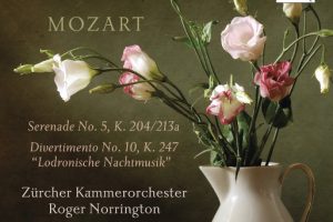 莫扎特：小夜曲，K.204 & 嬉游曲，K.247